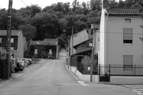 Rue Bellevue en 2009 (photographie noir et blanc : Jean-Luc Gouret)